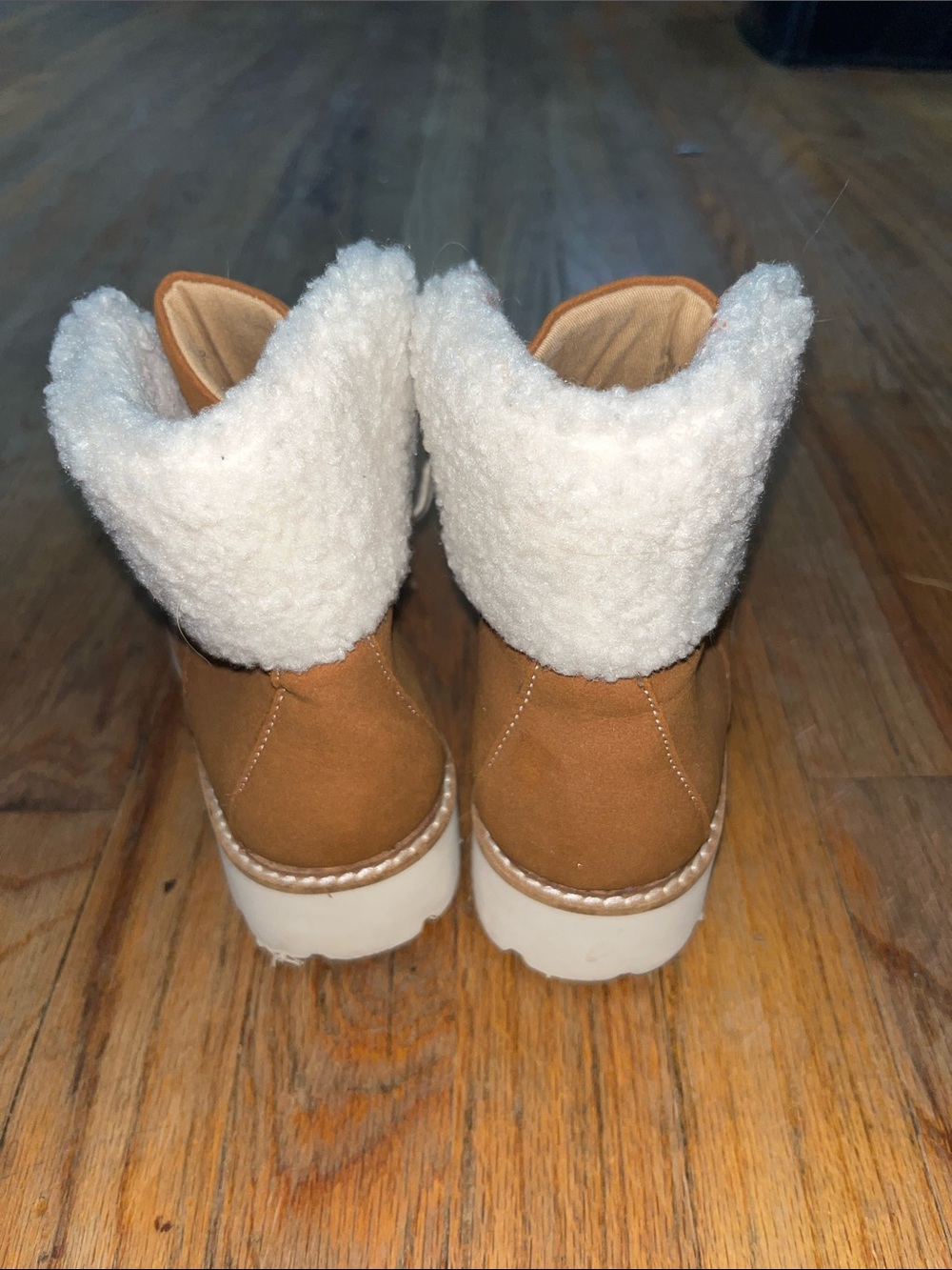 Women's Sherpa-Lined Lace-Up Winter Boots - Brown - Picture 3 of 5